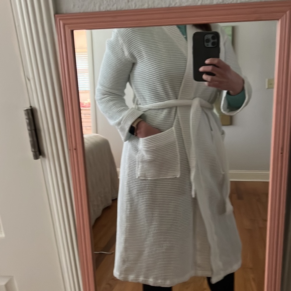 COYUCHI Waffle Robe - White small/medium organic cotton